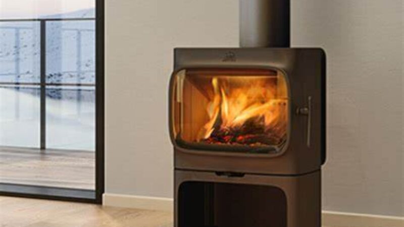 Jotul F305 matt black on base
